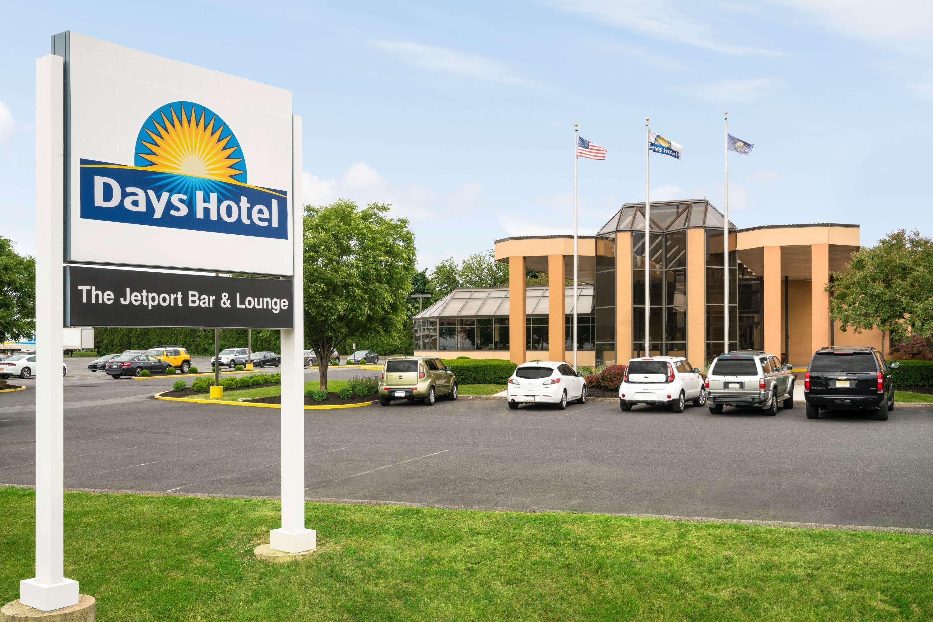 Days Hotel By Wyndham Allentown Airport / Lehigh Valley Exterior photo